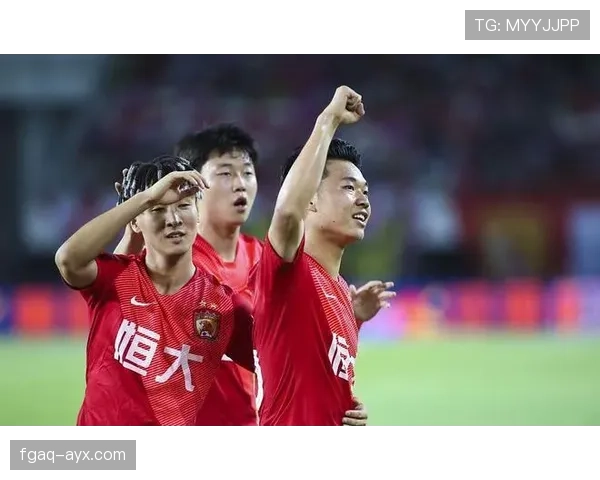 黄潜反击效率飙升，关键战锁定胜局表现抢眼