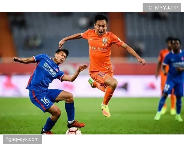 金玟哉更衣室领袖角色解析