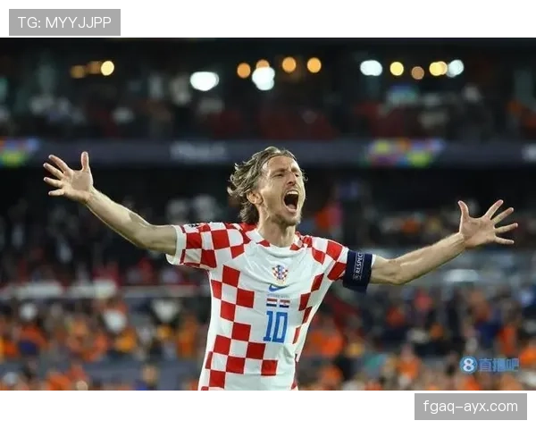 莫德里奇38岁还在跑，家里酒窖比我家客厅还大